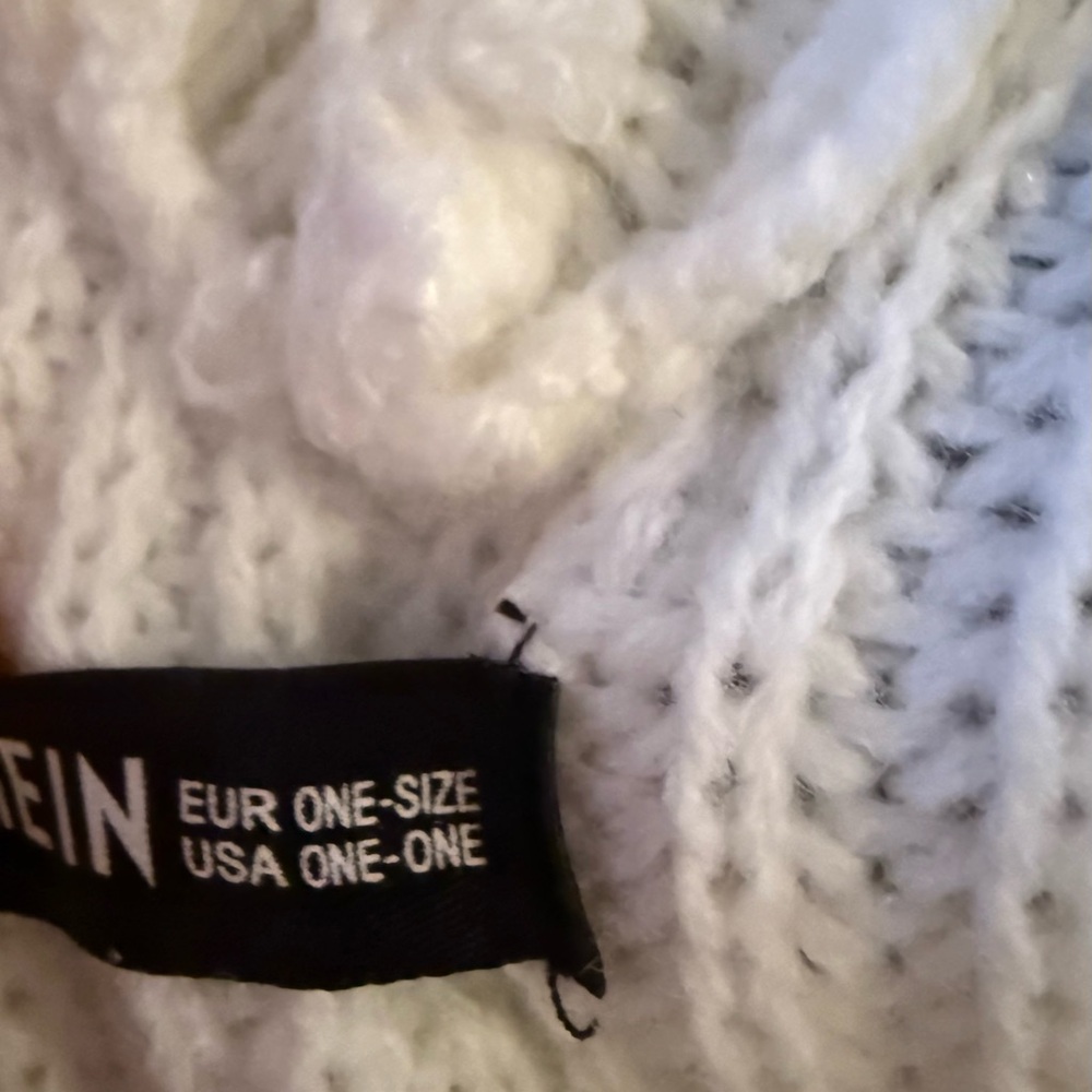 NWOT White Knit Sweater - Picture 8 of 8